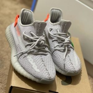 Adidas Yeezy Boost 350 V2 ‘Bred’